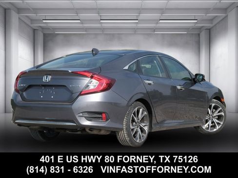 Used 2020 Honda Civic Touring image 2