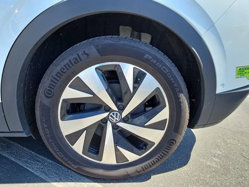Used 2023 Volkswagen ID.4 Pro RWD image 32
