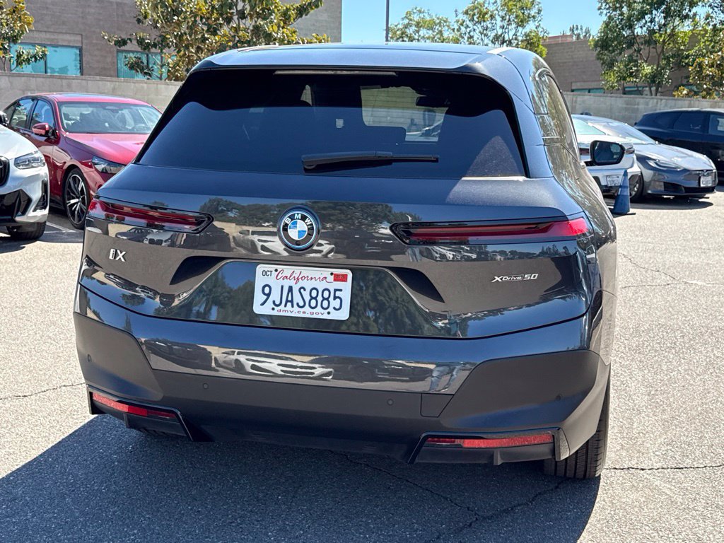 Certified 2024 BMW iX xDrive50 AWD/4WD image 9