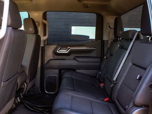 Used 2025 GMC Sierra 1500 Elevation AWD/4WD image 34