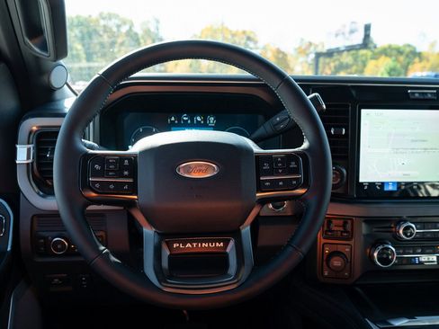 New 2026 Ford F350 Platinum w/ FX4 Off-Road Package AWD/4WD image 45