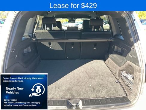 Used 2025 Mercedes-Benz GLB 250 image 29
