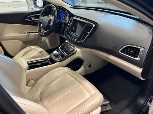 Used 2016 Chrysler 200 C FWD image 33