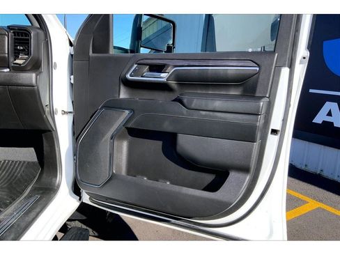 Used 2024 Chevrolet Silverado 3500 LTZ AWD/4WD image 25