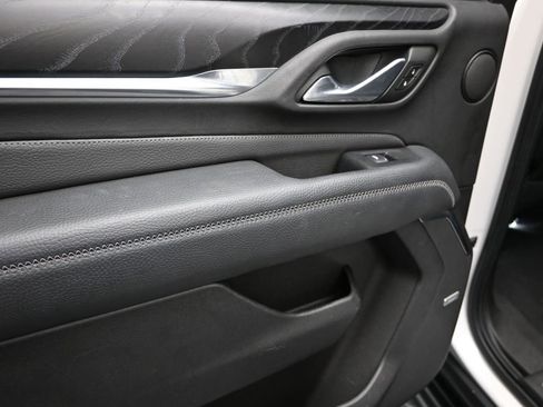 Used 2021 GMC Yukon Denali image 15