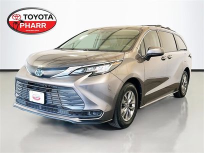Used 2023 Toyota Sienna LE