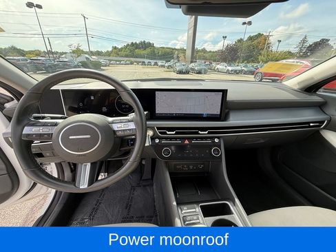 Used 2025 Hyundai Sonata SEL FWD image 14