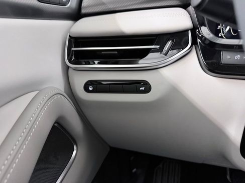 New 2027 INFINITI QX60 Luxe w/ Cargo Package FWD image 26