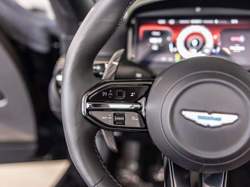 Used 2025 Aston Martin DB12 Convertible RWD image 24