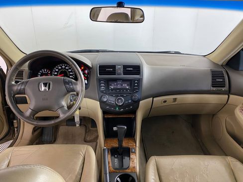 Used 2005 Honda Accord EX-L image 16