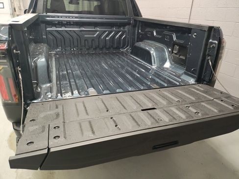 New 2026 GMC Sierra EV Elevation image 20