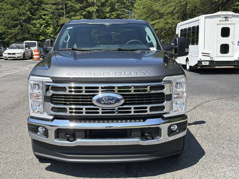 New 2026 Ford F350 XLT w/ FX4 Off-Road Package AWD/4WD image 2