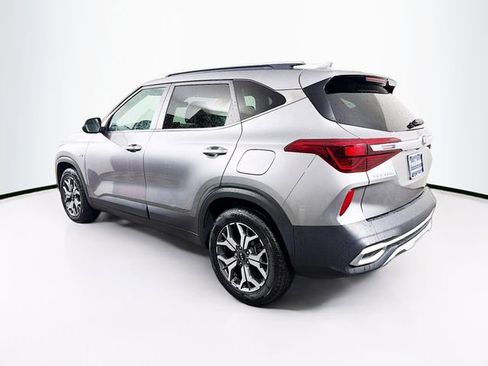 Used 2021 Kia Seltos EX AWD/4WD image 6