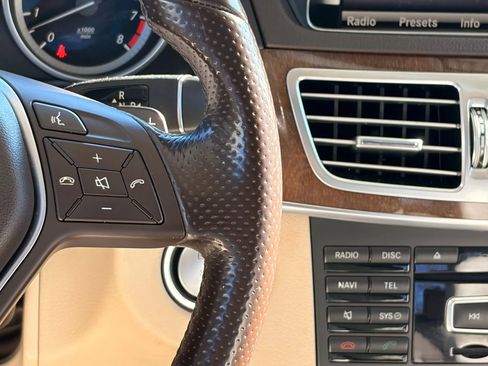 Used 2015 Mercedes-Benz E 350 4MATIC Sedan image 84