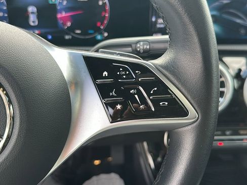 Used 2025 Mercedes-Benz CLA 250 image 19