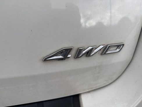 Used 2023 Ford Explorer Platinum w/ Technology Package image 7