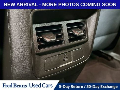 Used 2023 Chevrolet Colorado LT w/ LT Convenience Package II AWD/4WD image 32
