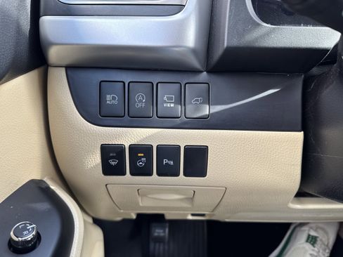 Used 2017 Toyota Highlander Limited Platinum AWD/4WD image 21