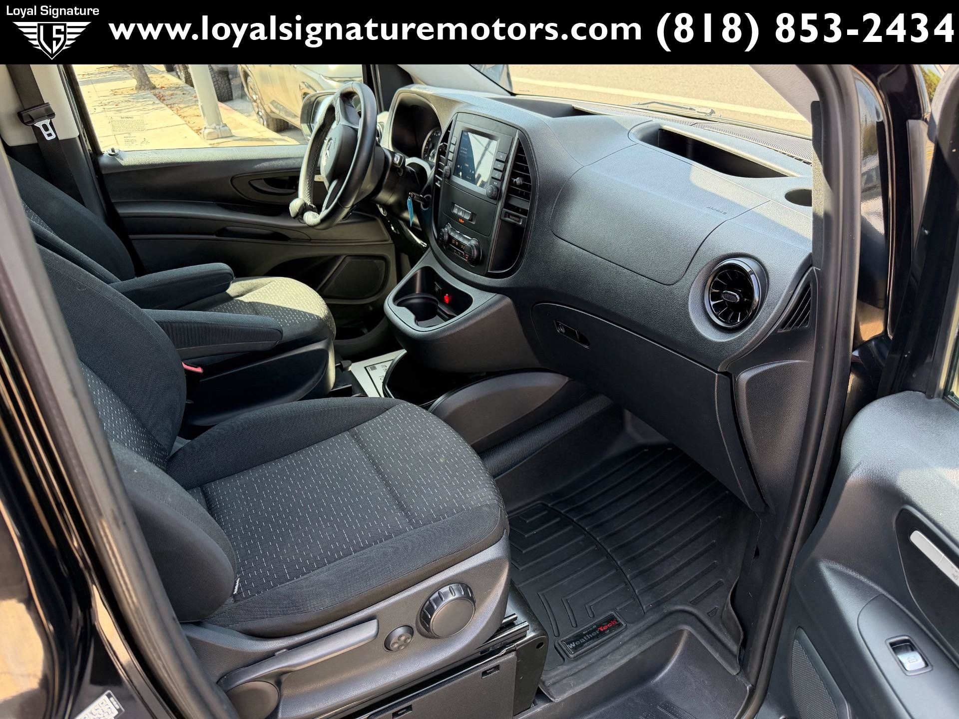 Used 2022 Mercedes-Benz Metris image 30