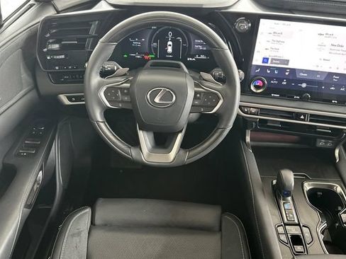 Used 2025 Lexus RX 350 w/ Convenience Package AWD/4WD image 17