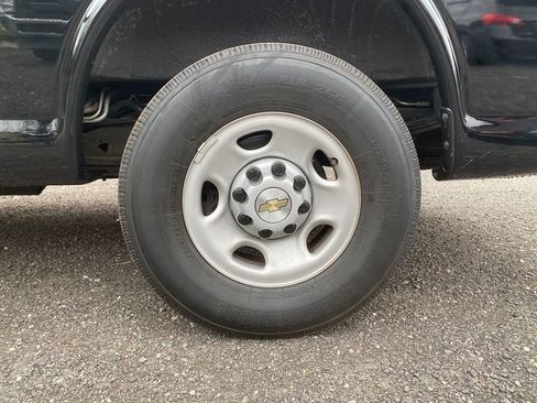 Used 2023 Chevrolet Express 2500 LS w/ Driver Convenience Package image 27