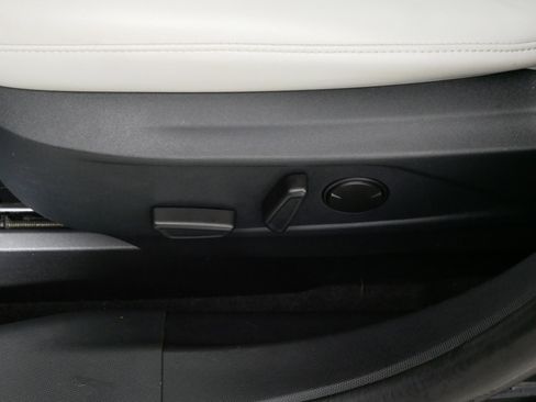 Used 2021 Ford Mustang Mach-E Premium image 20