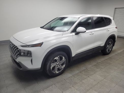 Used 2023 Hyundai Santa Fe SE AWD/4WD image 2