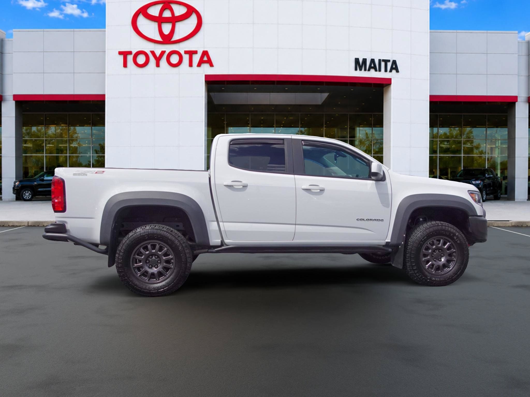 Used 2022 Chevrolet Colorado ZR2 w/ Colorado ZR2 Bison Edition AWD/4WD image 2