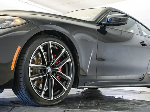 Used 2023 BMW 430i Coupe w/ M Sport Package image 10