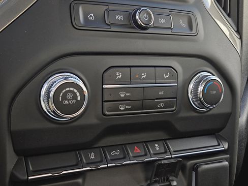 New 2026 GMC Sierra 2500 Pro w/ Convenience Package image 17