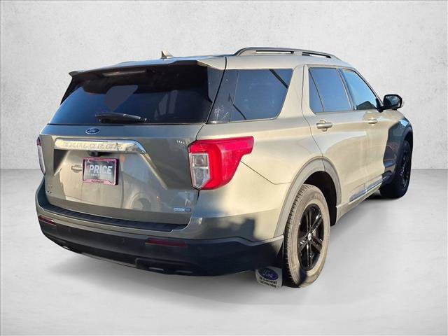 Used 2020 Ford Explorer XLT AWD/4WD image 5
