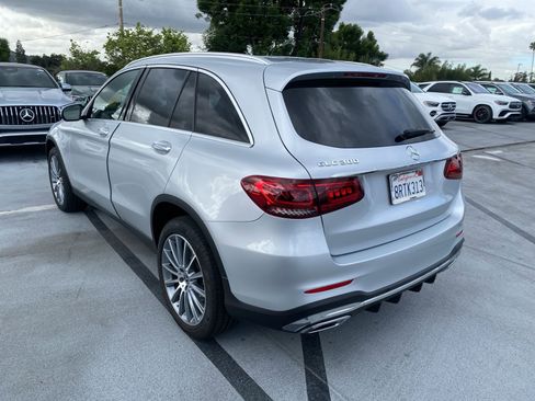 Used 2020 Mercedes-Benz GLC 300 image 4