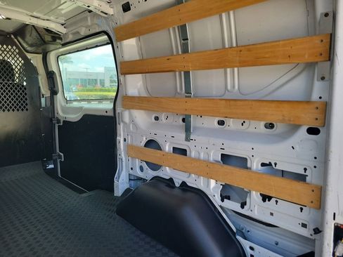 Used 2024 Ford Transit 250 Low Roof w/ Exterior Upgrade Package RWD image 15