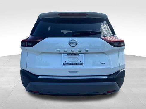 Used 2023 Nissan Rogue SV w/ SV Premium B Package FWD image 7