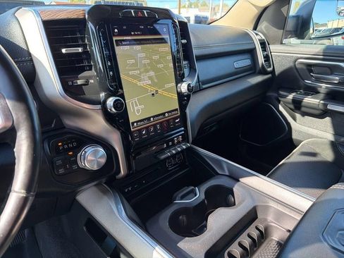 Used 2019 RAM 1500 Laramie AWD/4WD image 36