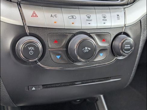 Used 2016 Dodge Journey Crossroad FWD image 15