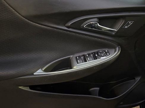 Used 2024 Chevrolet Malibu LT image 13