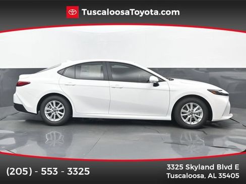 New 2026 Toyota Camry LE FWD image 1