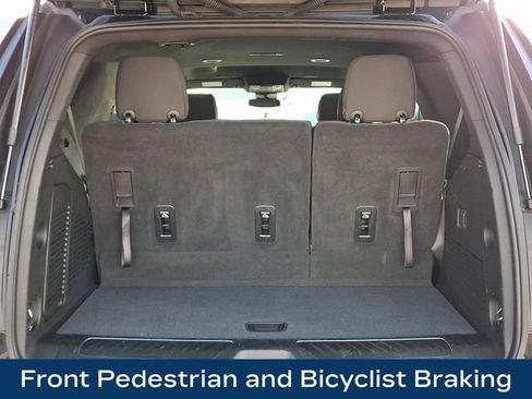 Used 2025 Chevrolet Tahoe LS image 23