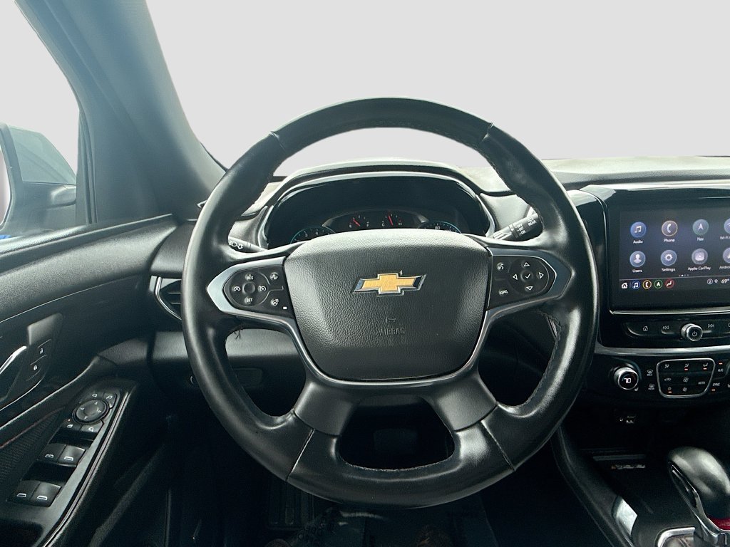 Used 2023 Chevrolet Traverse RS FWD image 11