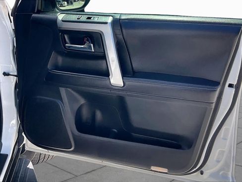 Used 2019 Toyota 4Runner SR5 Premium AWD/4WD image 21