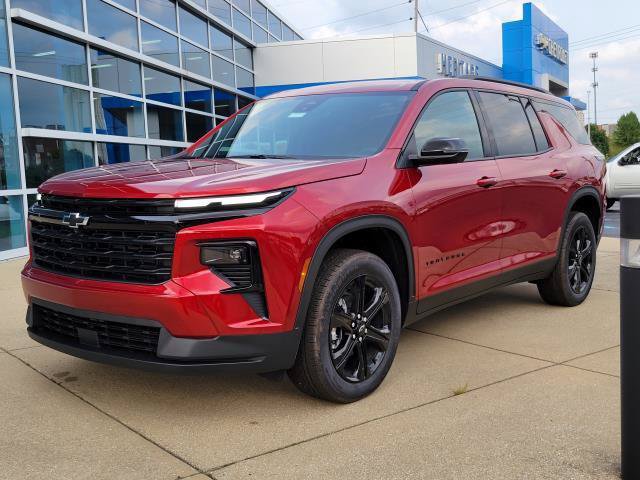 New 2027 Chevrolet Traverse LT w/ Midnight/Sport Edition AWD/4WD image 4