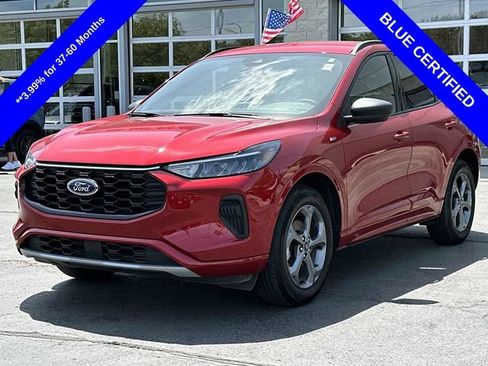 Certified 2024 Ford Escape ST-Line w/ Tech Pack #1 AWD/4WD image 4