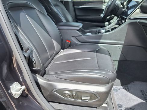 Used 2024 Jeep Grand Cherokee Limited AWD/4WD image 28