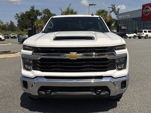 Used 2026 Chevrolet Silverado 2500 LT AWD/4WD image 8