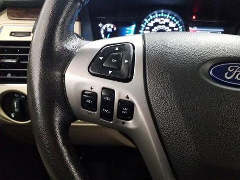 Used 2017 Ford Flex Limited AWD/4WD image 4
