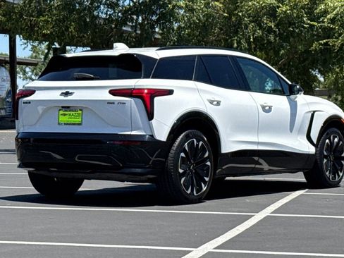 Used 2024 Chevrolet Blazer EV RS AWD/4WD image 11