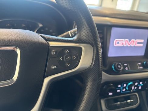 Used 2023 GMC Acadia SLE w/ Driver Convenience Package image 28
