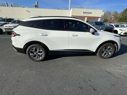 Used 2023 Kia Sportage SX image 12