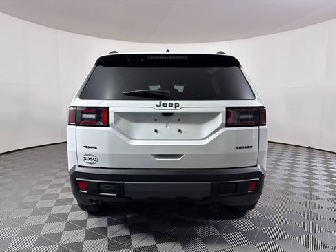New 2026 Jeep Cherokee Laredo AWD/4WD image 10